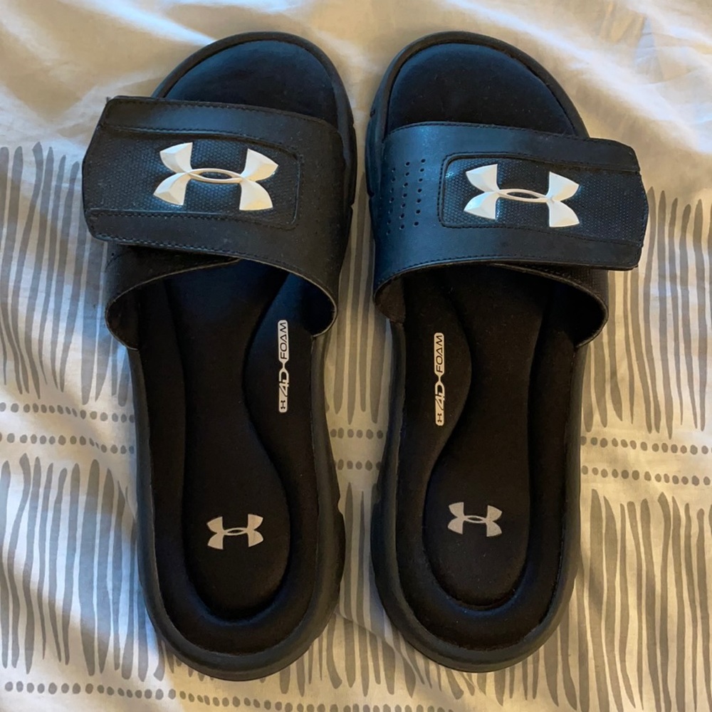 Under armour slides